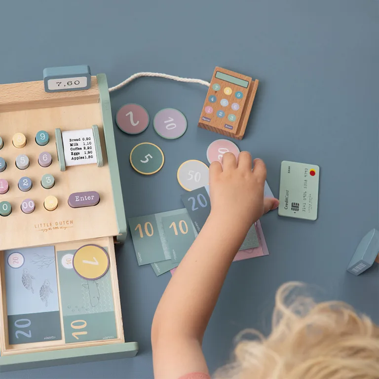 Little Dutch Cash Register