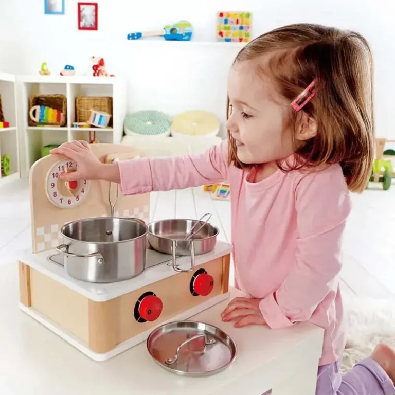 Hape 2-in-1 Kitchen & Grill Set